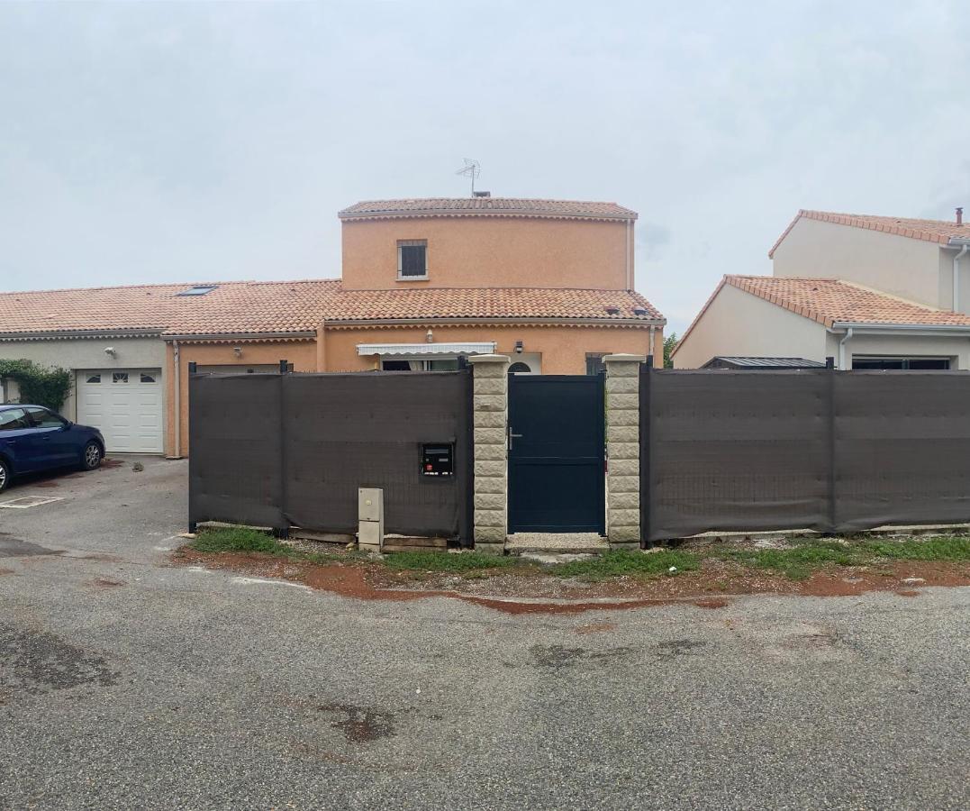 Chatuzange-le-Goubet Chambres D'Hotes Drome المظهر الخارجي الصورة